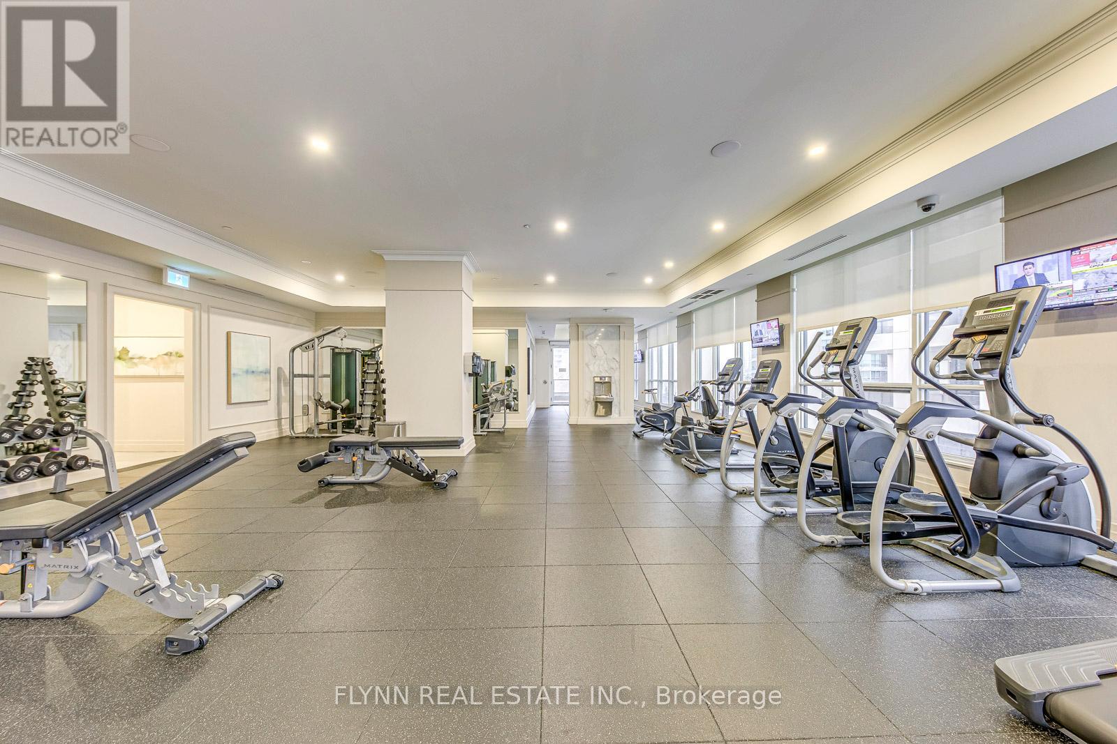 2001 - 36 Elm Drive W, Mississauga (City Centre), Ontario  L5B 0N3 - Photo 34 - W12633174