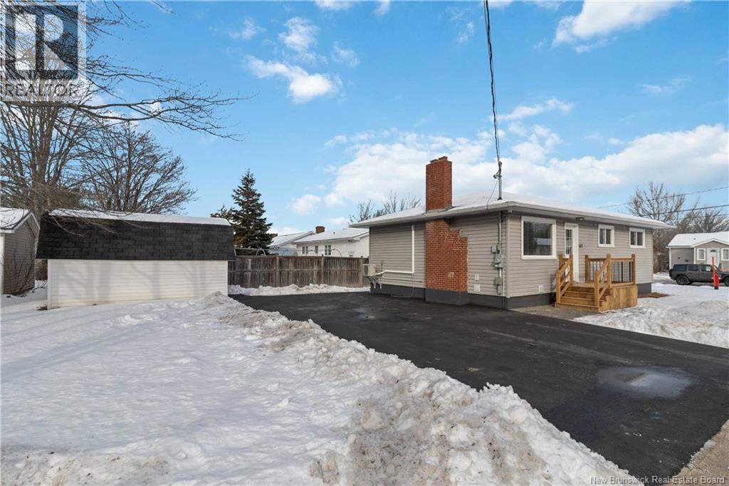 107 Hastings Street, Moncton, New Brunswick  E1C 4A5 - Photo 4 - NB131262