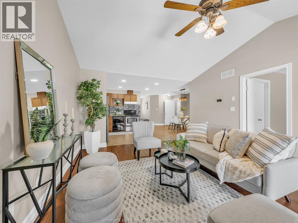 1875 Chateau, Windsor, Ontario N8P 1M6 - Photo 11 - 25031654