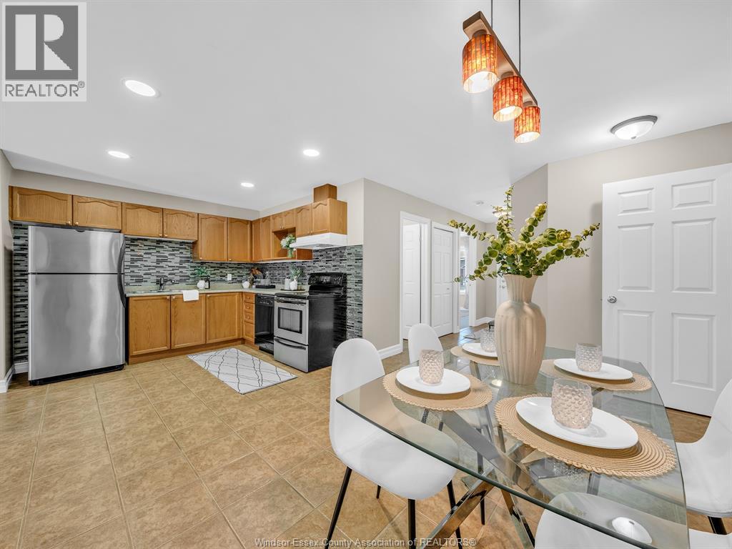 1875 Chateau, Windsor, Ontario N8P 1M6 - Photo 6 - 25031654