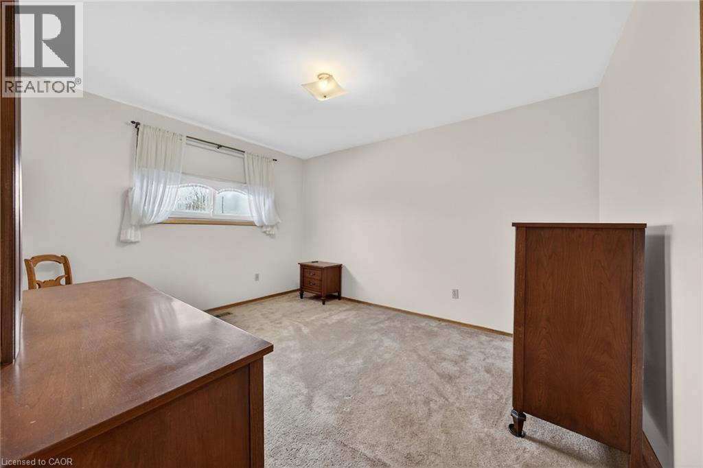 90 Pottruff Road N, Hamilton, Ontario  L8H 2M1 - Photo 18 - 40793842