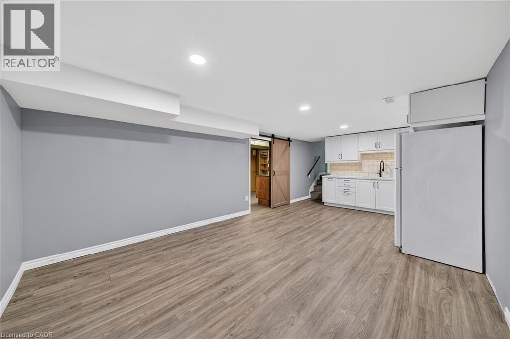 90 Pottruff Road N, Hamilton, Ontario  L8H 2M1 - Photo 32 - 40793842