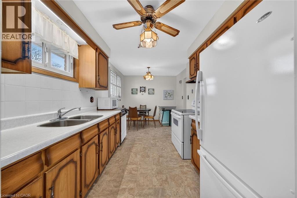 90 Pottruff Road N, Hamilton, Ontario  L8H 2M1 - Photo 5 - 40793842