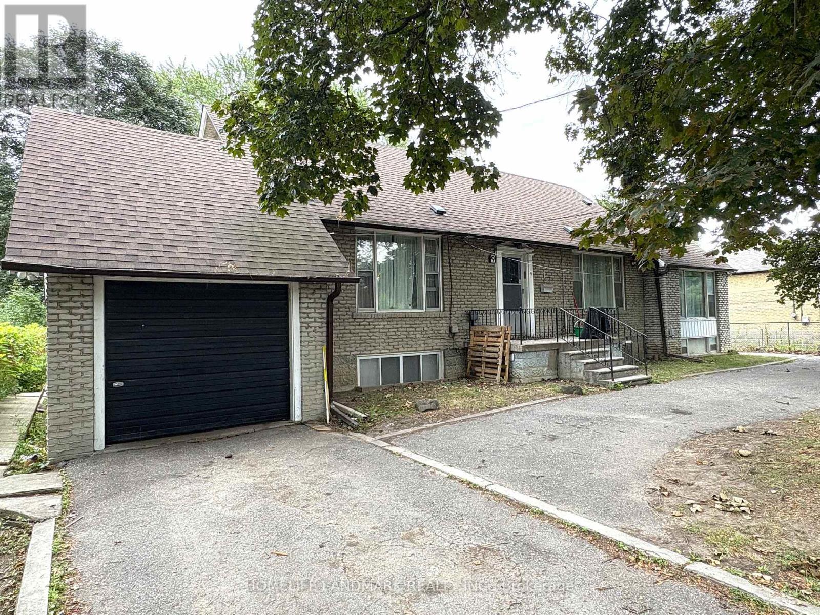 BASEMENT N - 9 LAMONT AVENUE, Toronto, Ontario