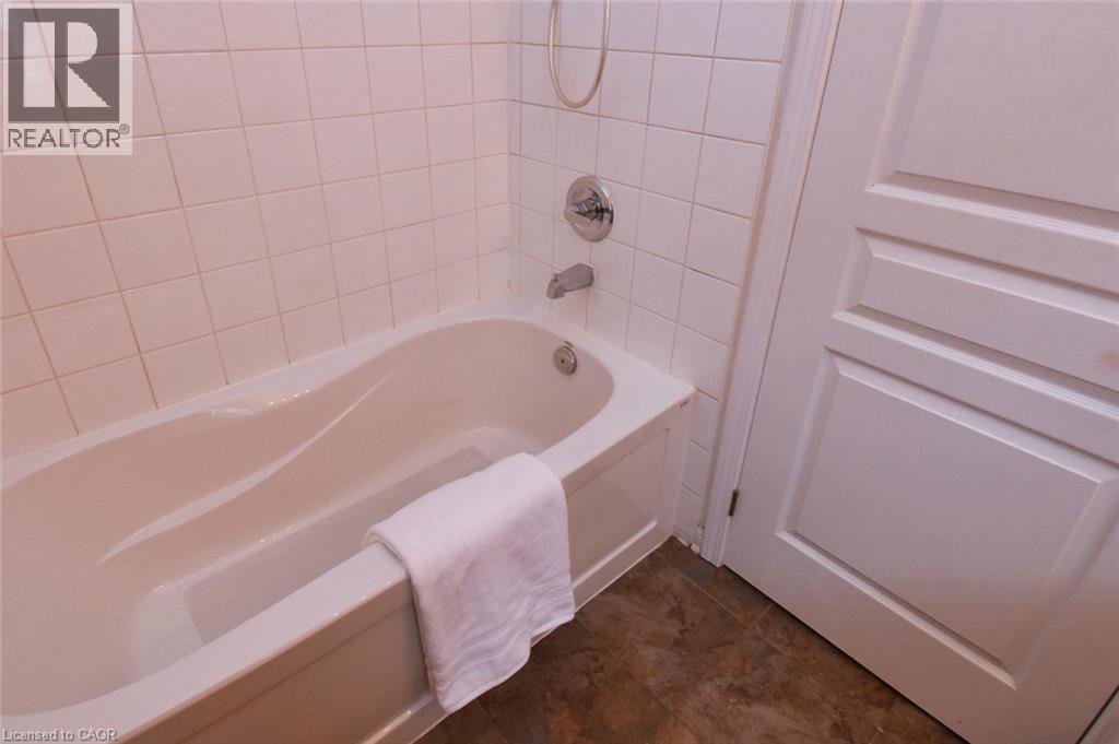 38 Cranston Street, Ancaster, Ontario  L9K 0E3 - Photo 5 - 40793893