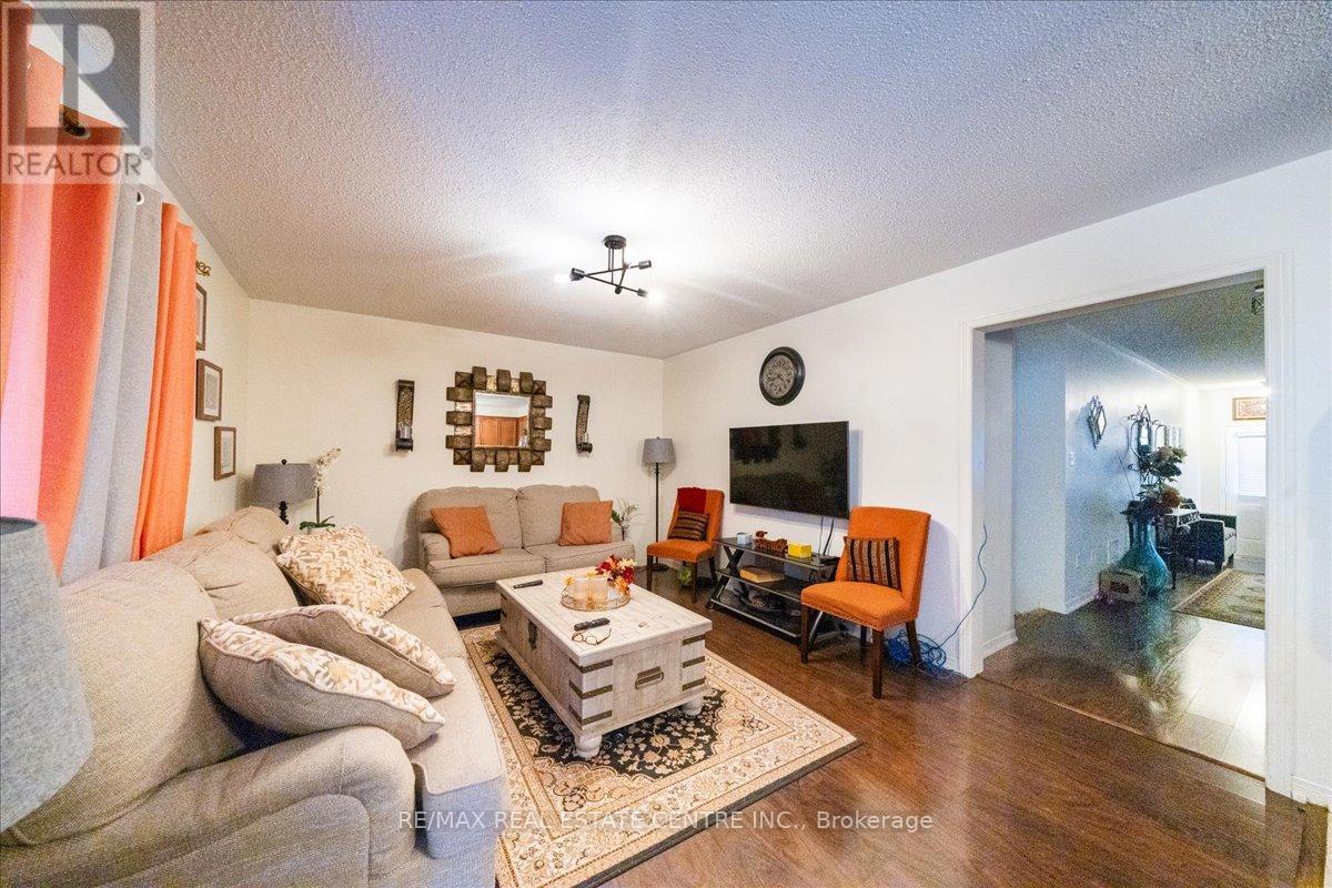 523 Nairn Circle, Milton, Ontario  L9T 8A5 - Photo 20 - W12633194