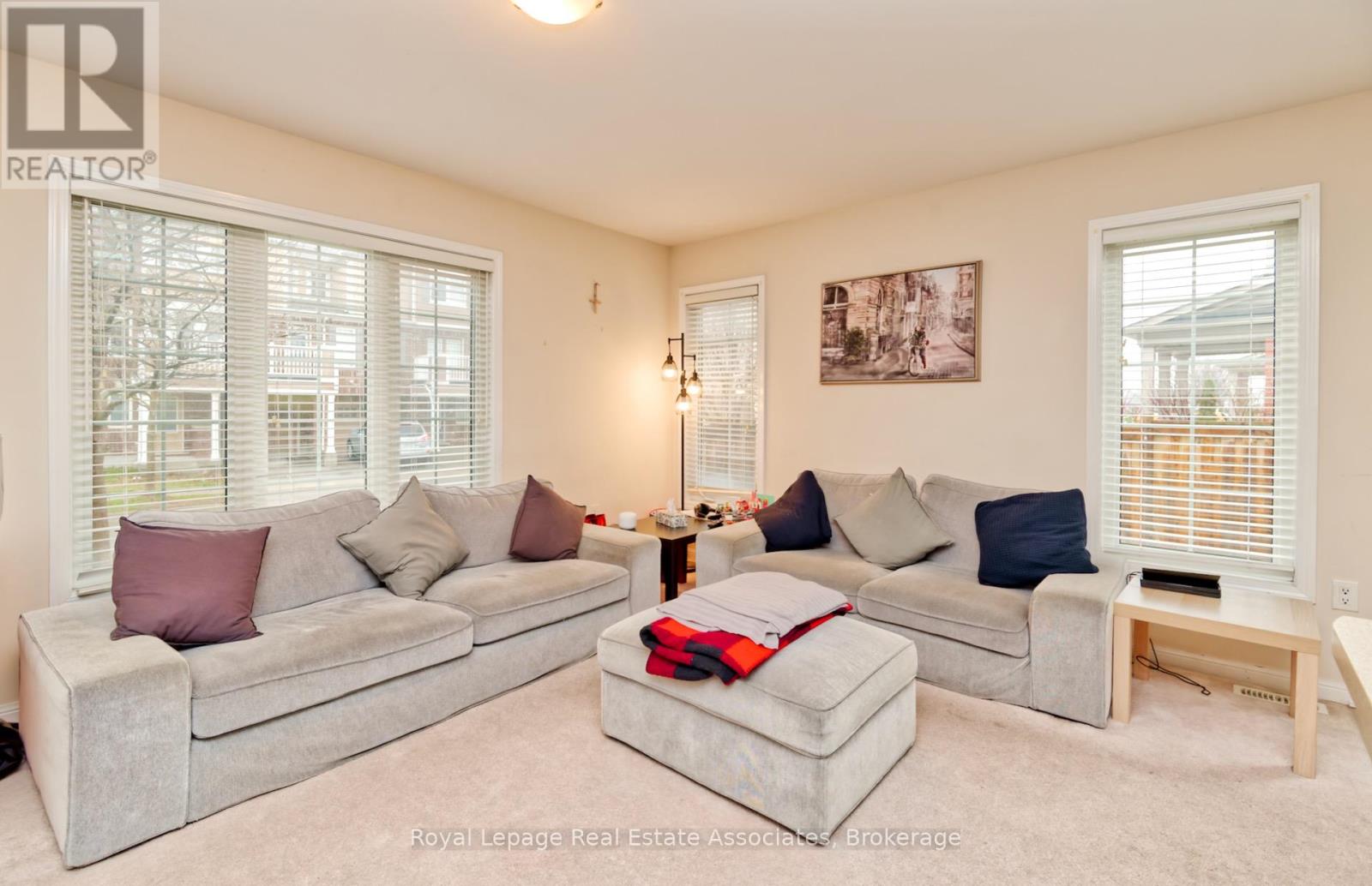 440 Dalhousie Gate, Milton, Ontario  L9T 8G6 - Photo 10 - W12633204