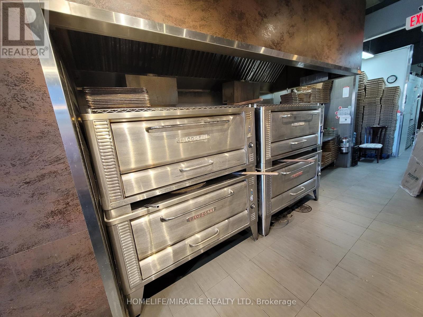 2 - 106 Silvercreek Parkway N, Guelph (Junction/onward Willow), Ontario  N1H 7B4 - Photo 15 - X12631926