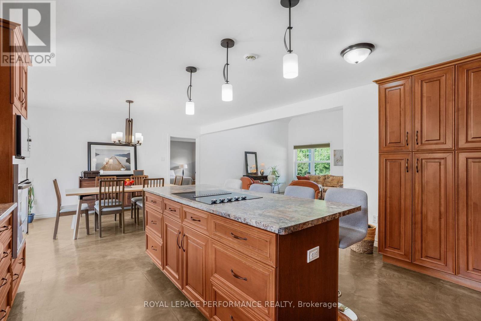 215 Route 200 Route E, The Nation, Ontario  K0A 1M0 - Photo 11 - X12357464