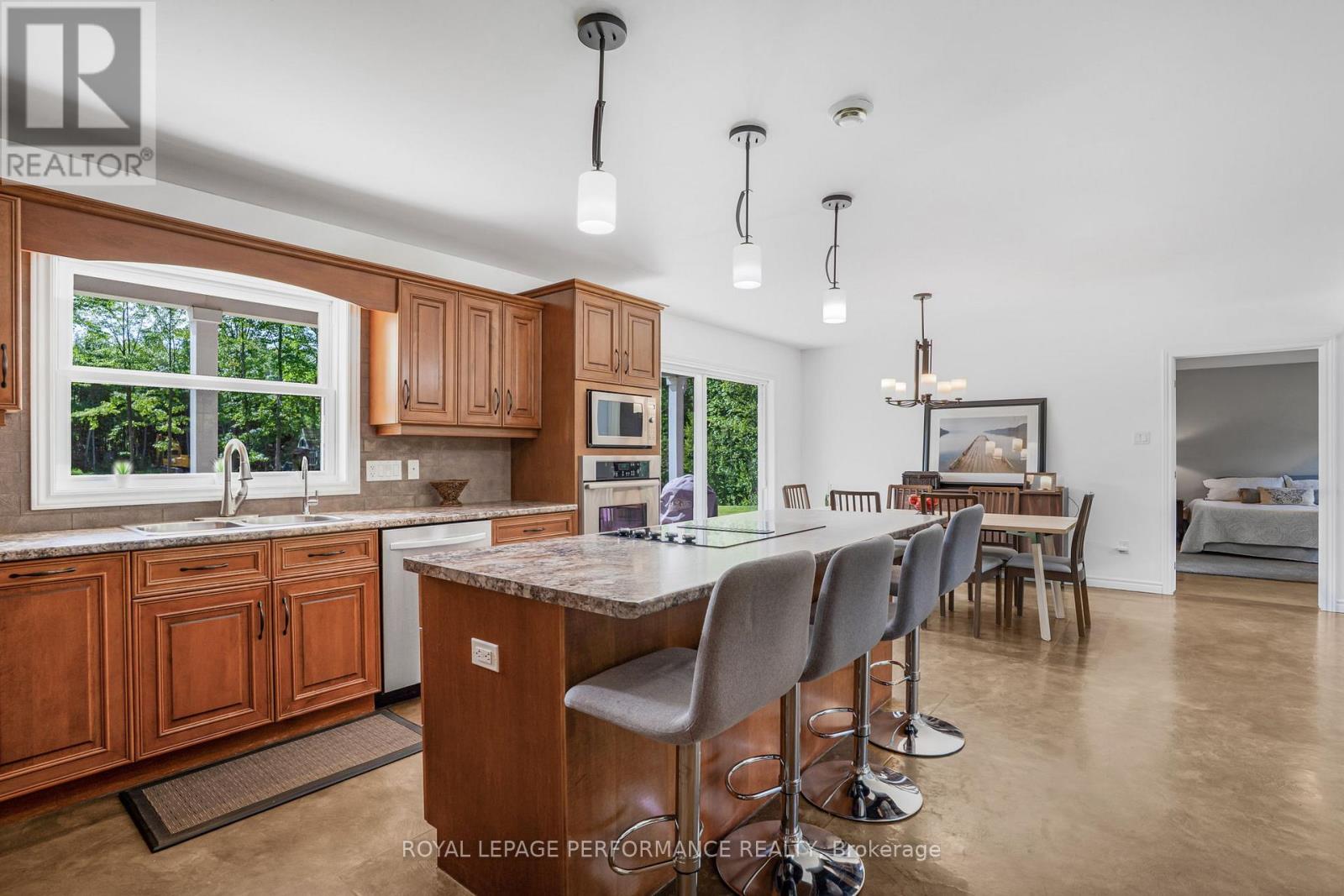 215 Route 200 Route E, The Nation, Ontario  K0A 1M0 - Photo 10 - X12357464