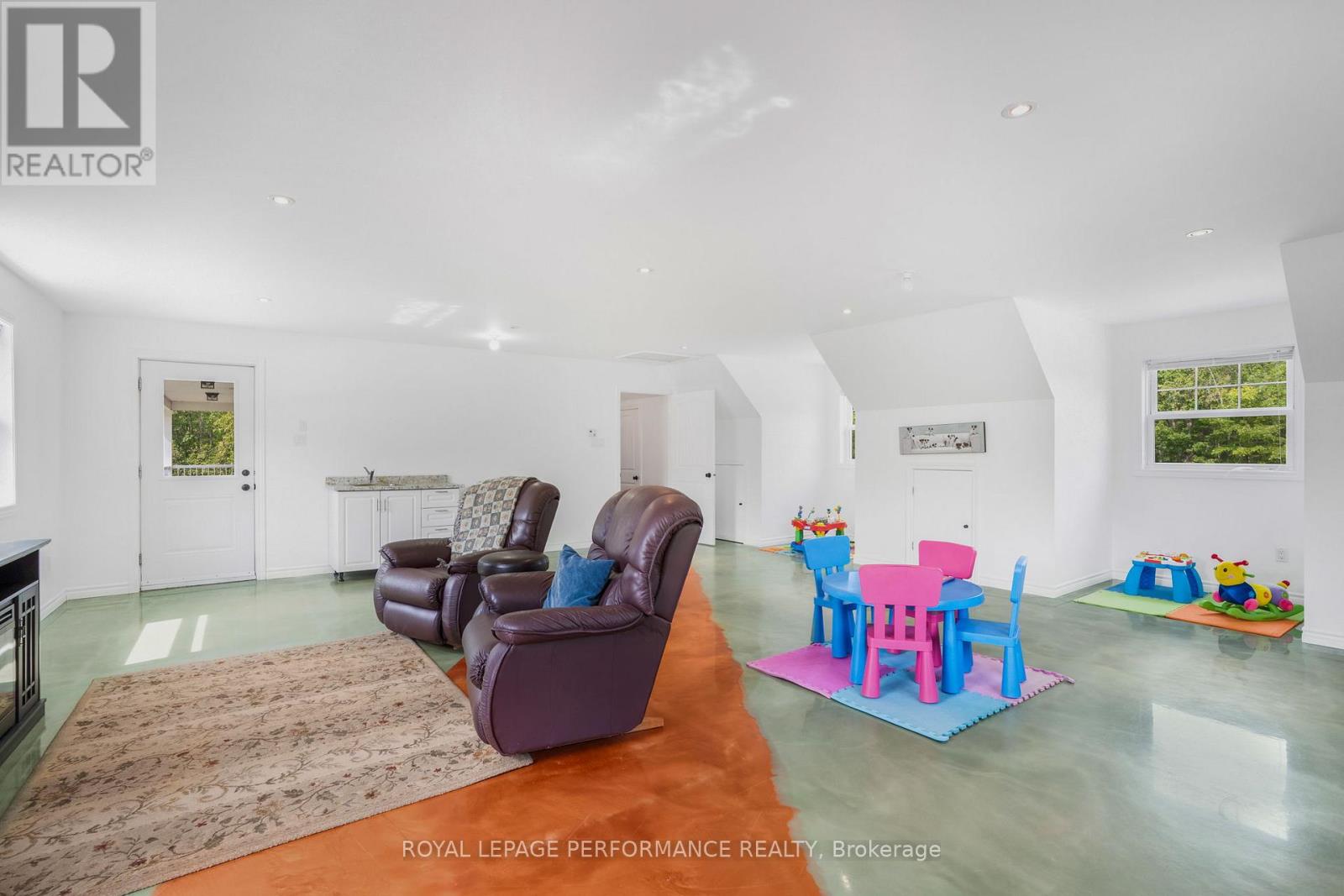 215 Route 200 Route E, The Nation, Ontario  K0A 1M0 - Photo 23 - X12357464