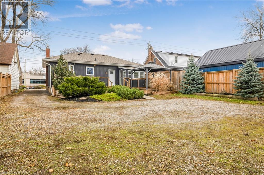 52 Charing Cross Street, Brantford, Ontario  N3R 2H3 - Photo 23 - 40783898