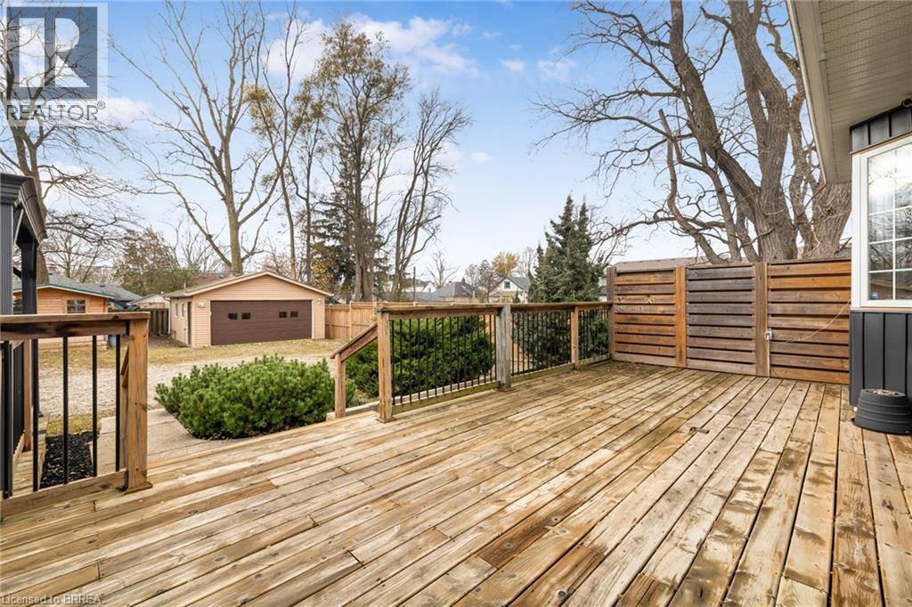 52 Charing Cross Street, Brantford, Ontario  N3R 2H3 - Photo 19 - 40783898