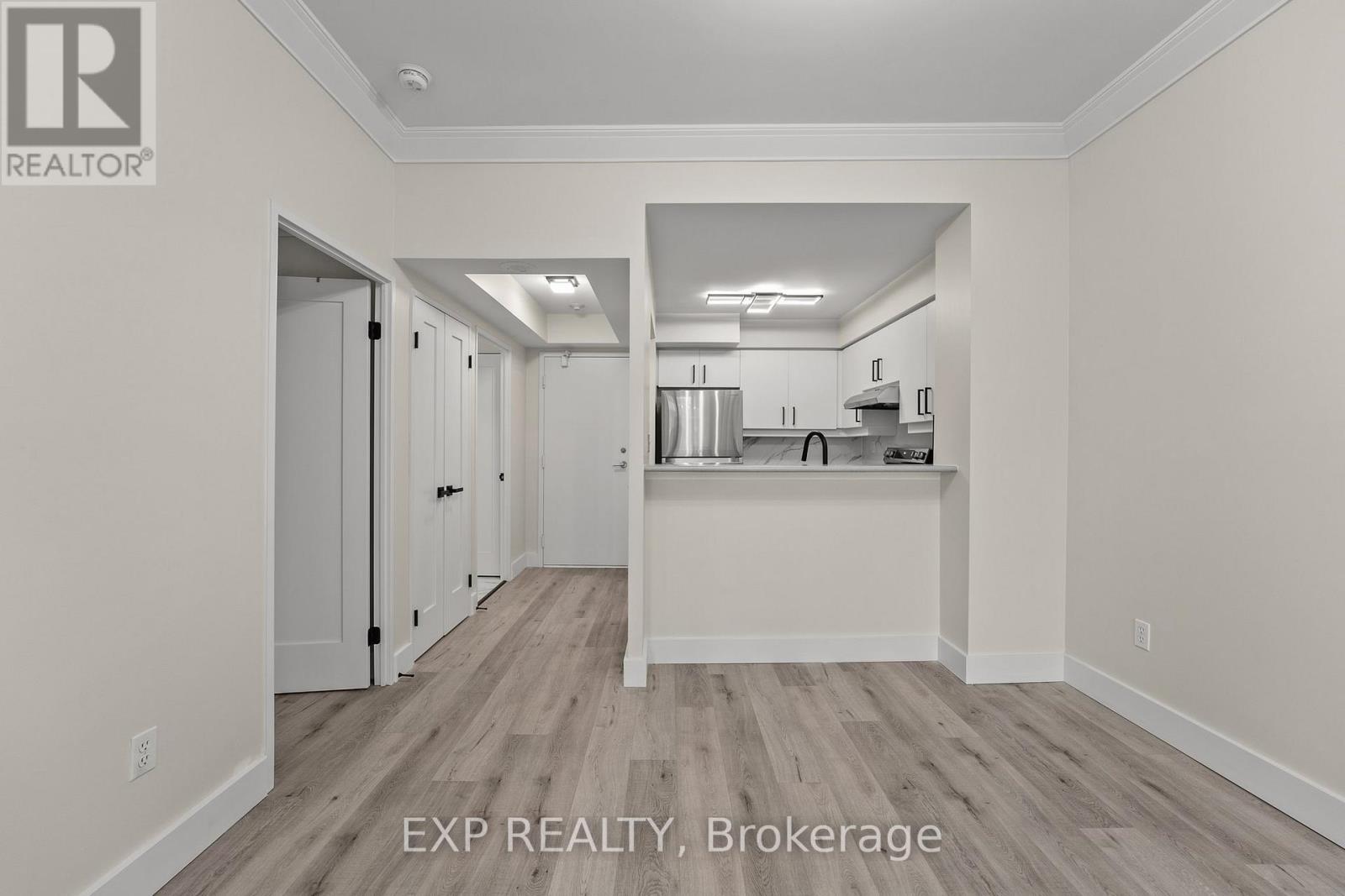 Ph113 - 942 Yonge Street, Toronto (Annex), Ontario  M4W 3S8 - Photo 10 - C12633216