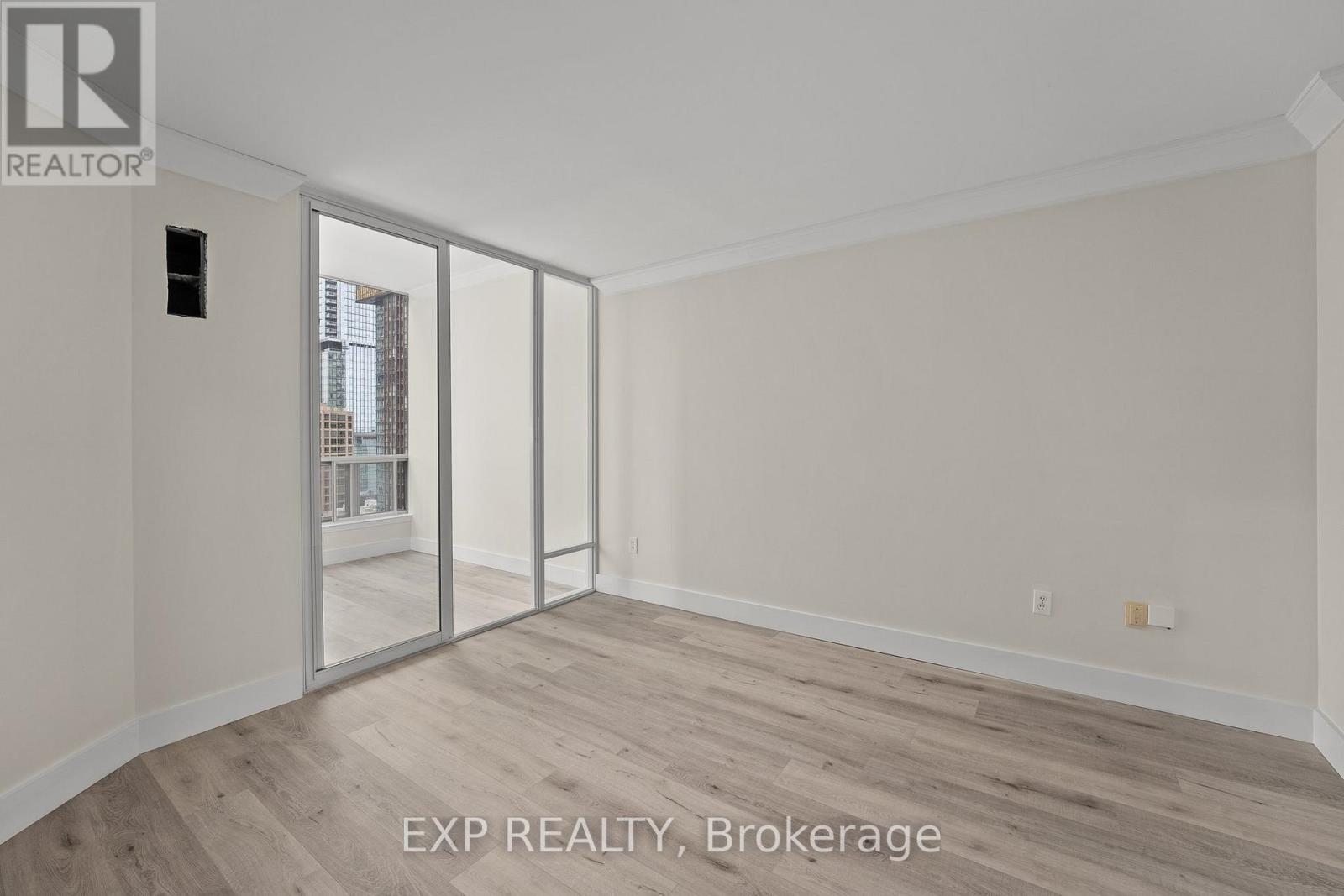 Ph113 - 942 Yonge Street, Toronto (Annex), Ontario  M4W 3S8 - Photo 16 - C12633216