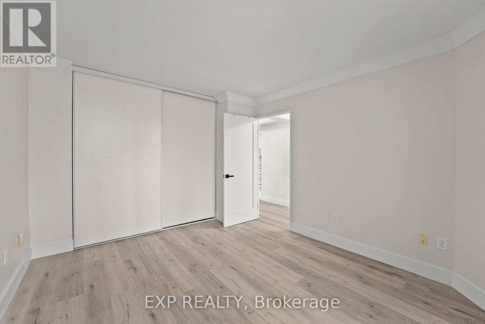 Ph113 - 942 Yonge Street, Toronto (Annex), Ontario  M4W 3S8 - Photo 17 - C12633216