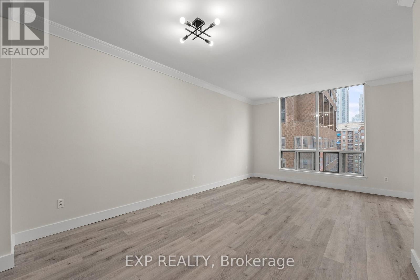 Ph113 - 942 Yonge Street, Toronto (Annex), Ontario  M4W 3S8 - Photo 6 - C12633216