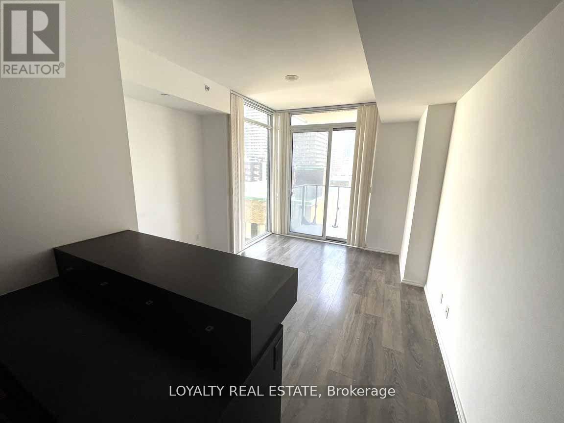 1101 - 75 St Nicholas Street, Toronto (Bay Street Corridor), Ontario  M4Y 0A5 - Photo 4 - C12633224