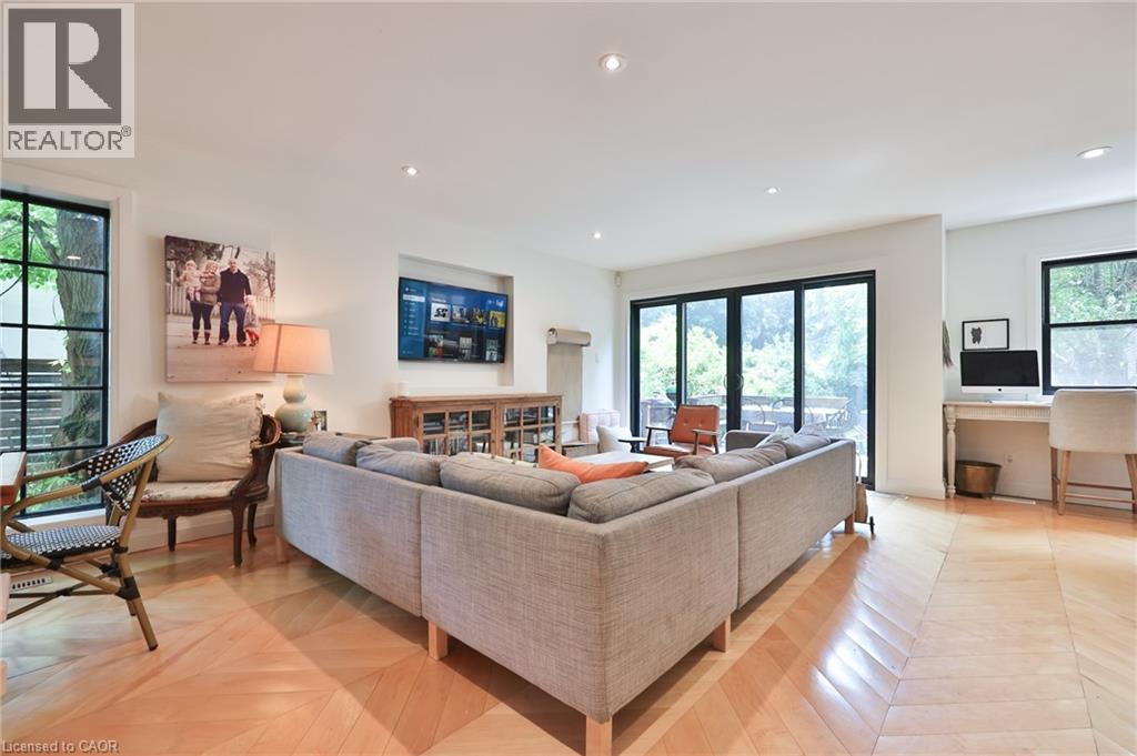 52 Kerr Street, Oakville, Ontario  L6K 3A1 - Photo 11 - 40793513