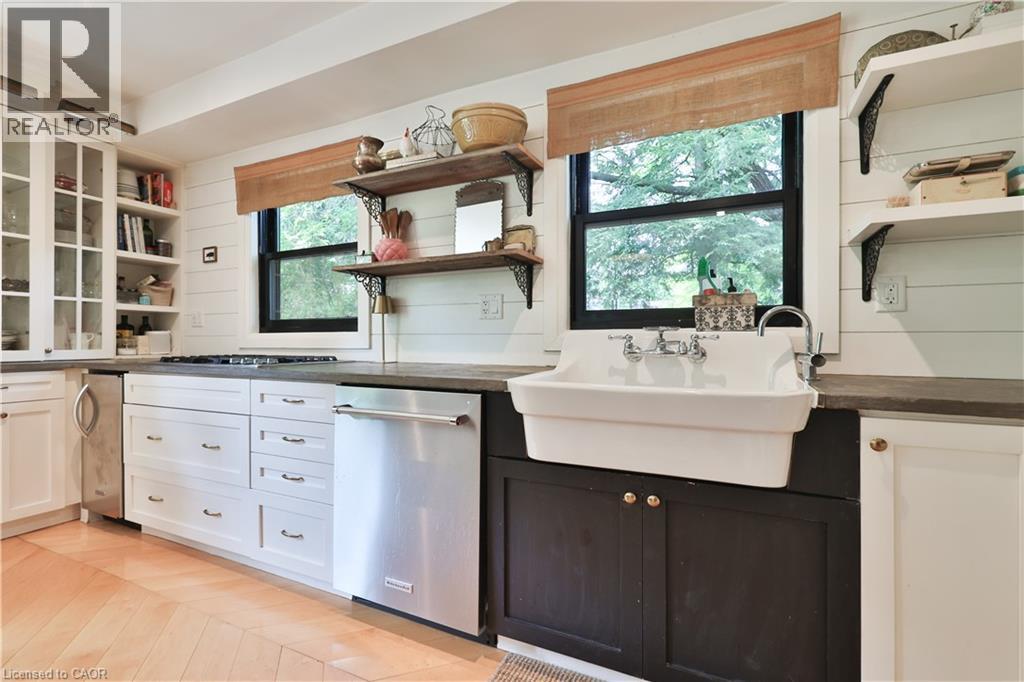 52 Kerr Street, Oakville, Ontario  L6K 3A1 - Photo 16 - 40793513