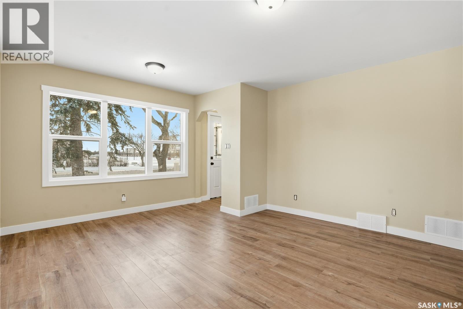 5100 Dewdney Avenue, Regina, Saskatchewan  S4T 1C1 - Photo 7 - SK025618