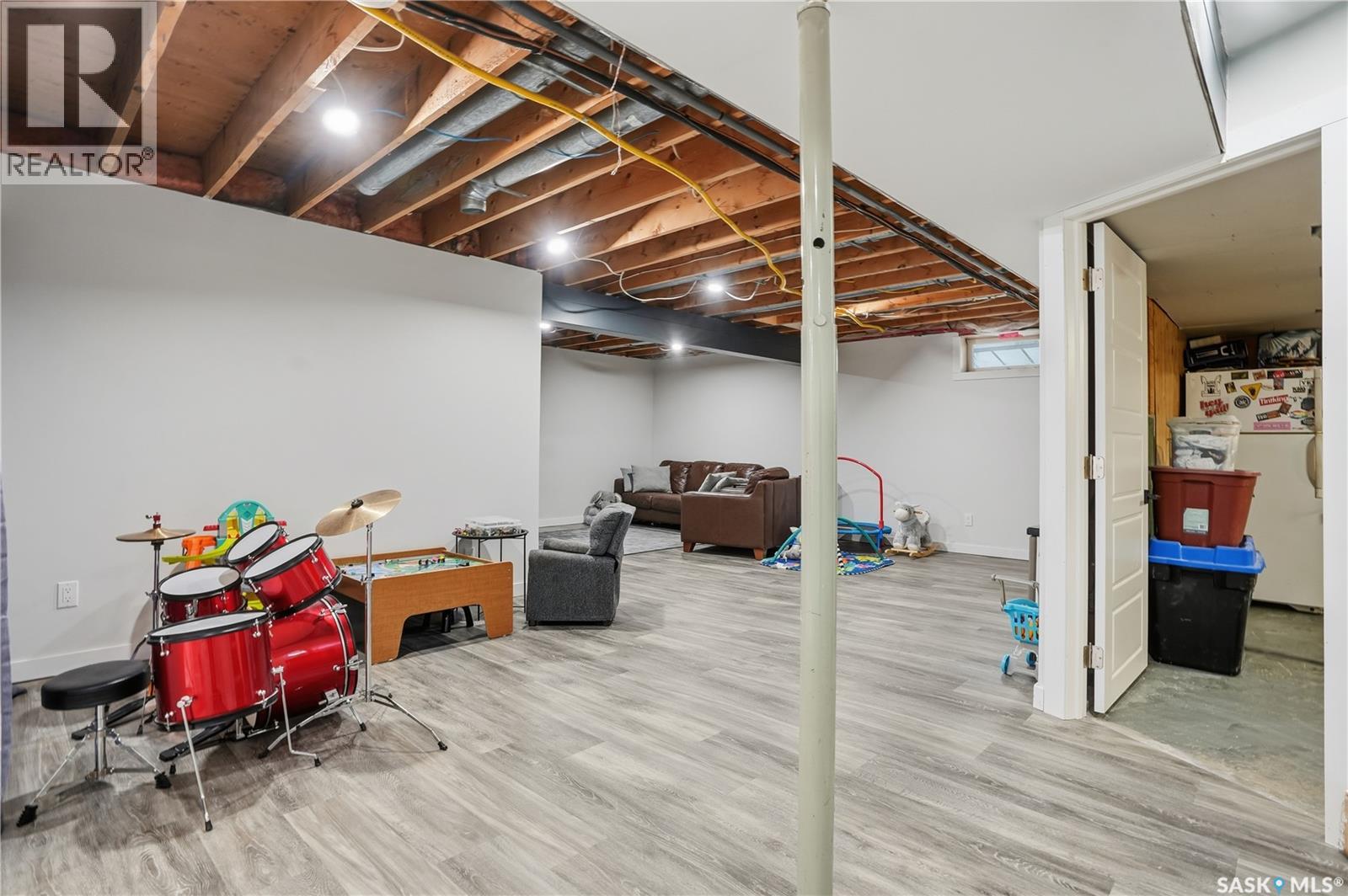 86 Mackenzie Crescent, Regina, Saskatchewan  S4N 5G5 - Photo 27 - SK025608