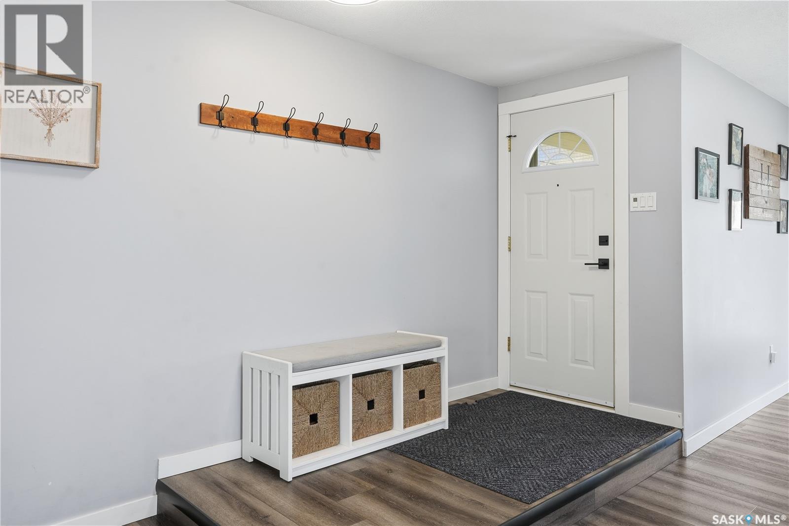 86 Mackenzie Crescent, Regina, Saskatchewan  S4N 5G5 - Photo 3 - SK025608