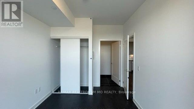 2506 - 105 Oneida Crescent, Richmond Hill (Langstaff), Ontario  L4B 0H6 - Photo 4 - N12633226