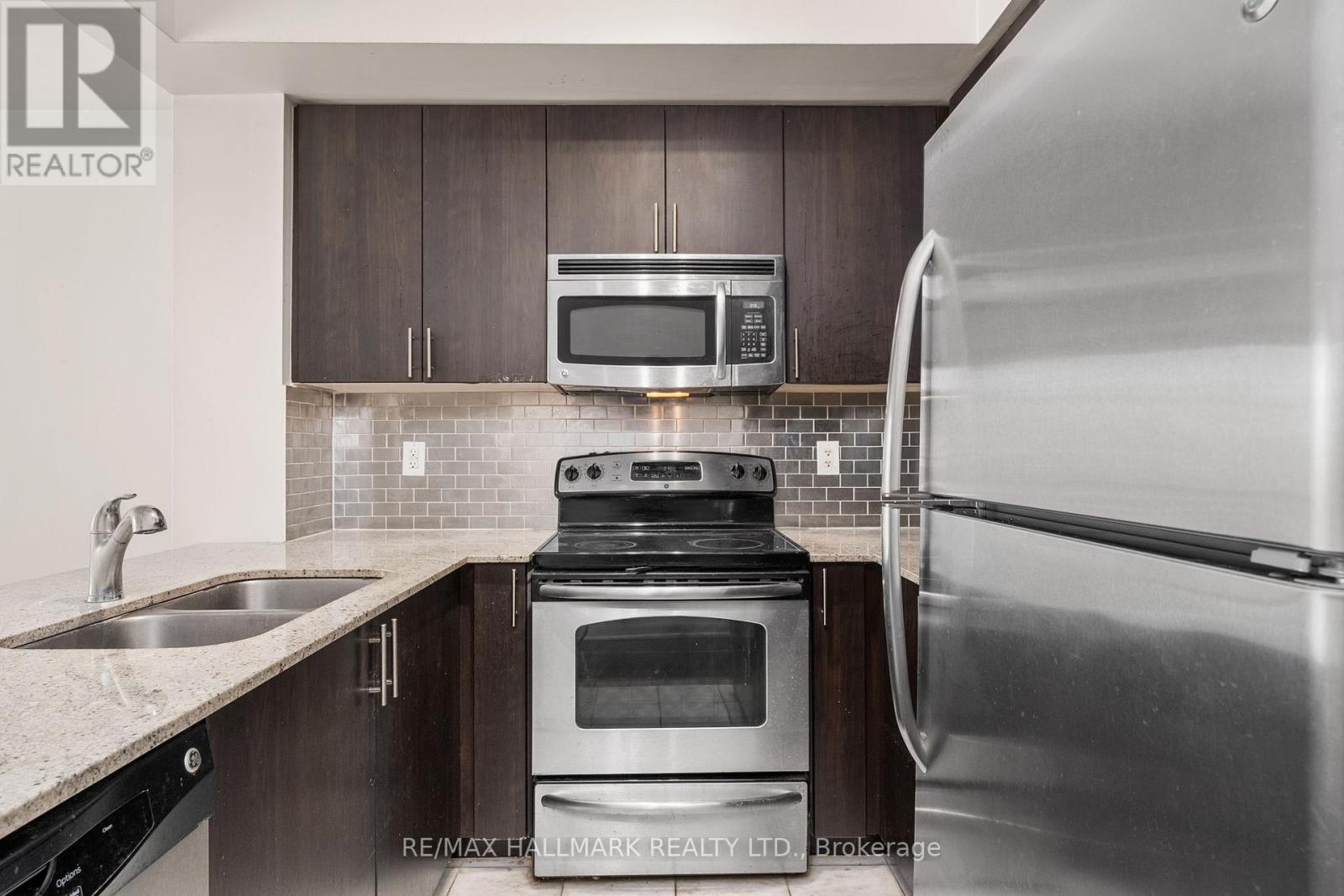 308 - 520 Steeles Avenue, Vaughan, Ontario  L4J 0H2 - Photo 11 - N12633240