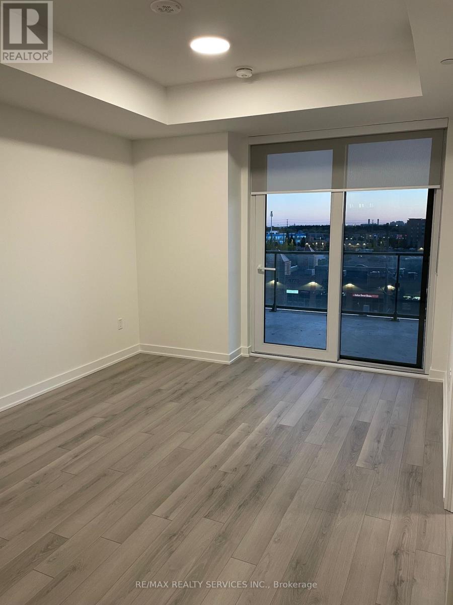 313 - 15 Skyridge Drive, Brampton (Bram East), Ontario  L6P 4S3 - Photo 4 - W12633236