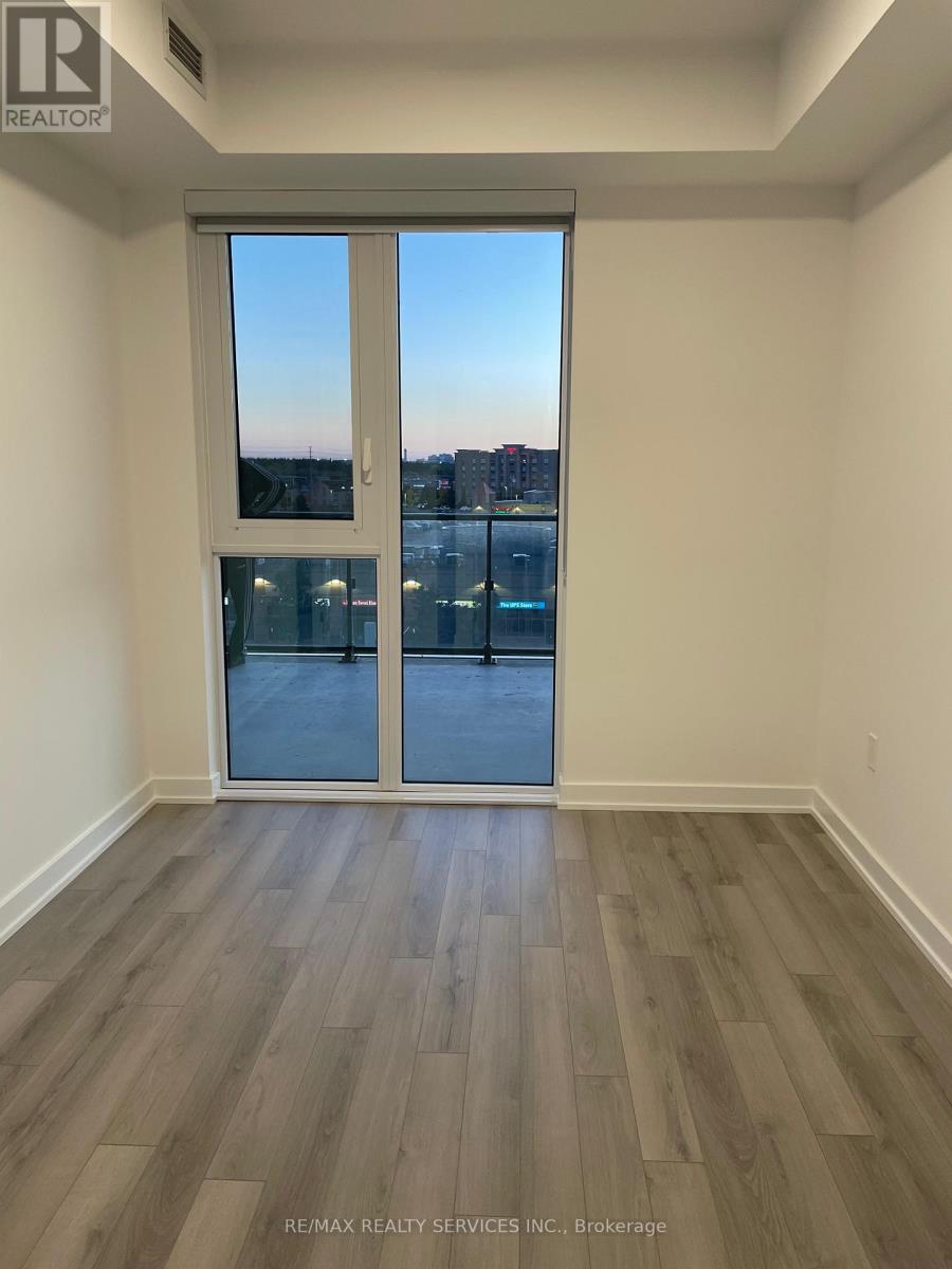 313 - 15 Skyridge Drive, Brampton (Bram East), Ontario  L6P 4S3 - Photo 6 - W12633236