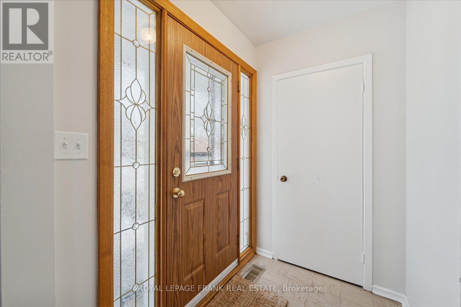 254 Dover Street, Oshawa (Eastdale), Ontario  L1G 6G4 - Photo 6 - E12633288