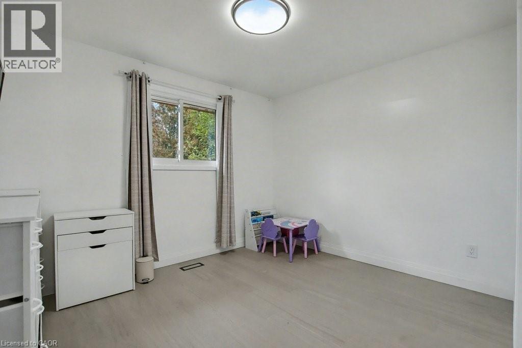 40 Tara Court, Hamilton, Ontario  L8K 6E6 - Photo 19 - 40775689