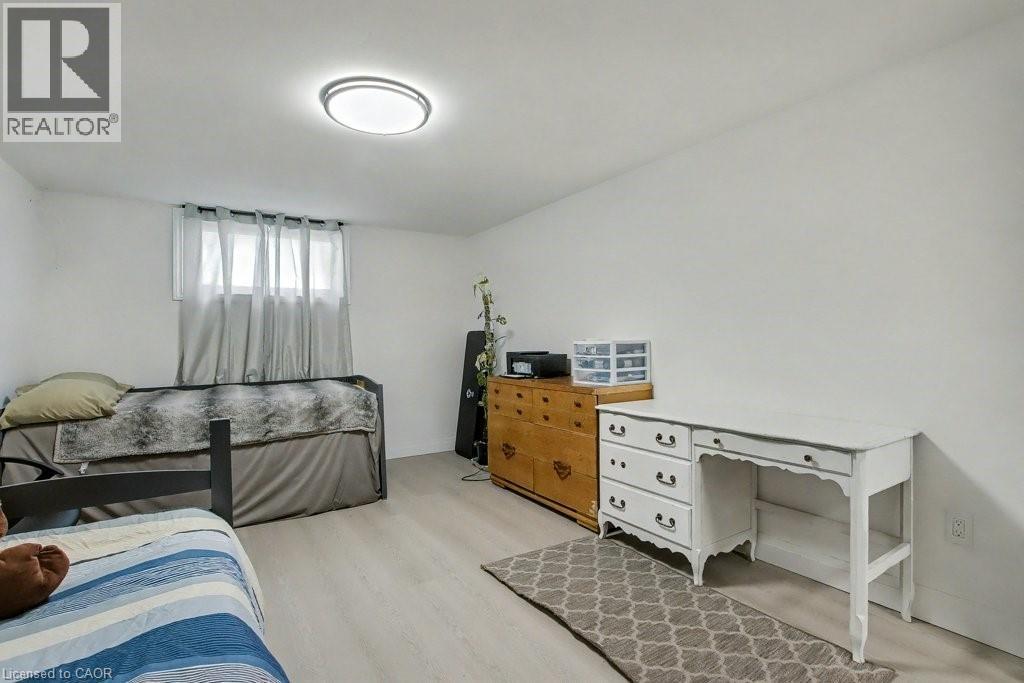 40 Tara Court, Hamilton, Ontario  L8K 6E6 - Photo 24 - 40775689