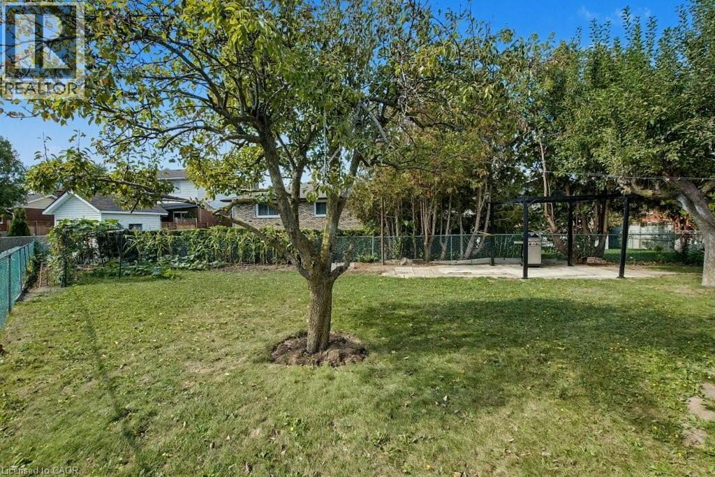 40 Tara Court, Hamilton, Ontario  L8K 6E6 - Photo 36 - 40775689