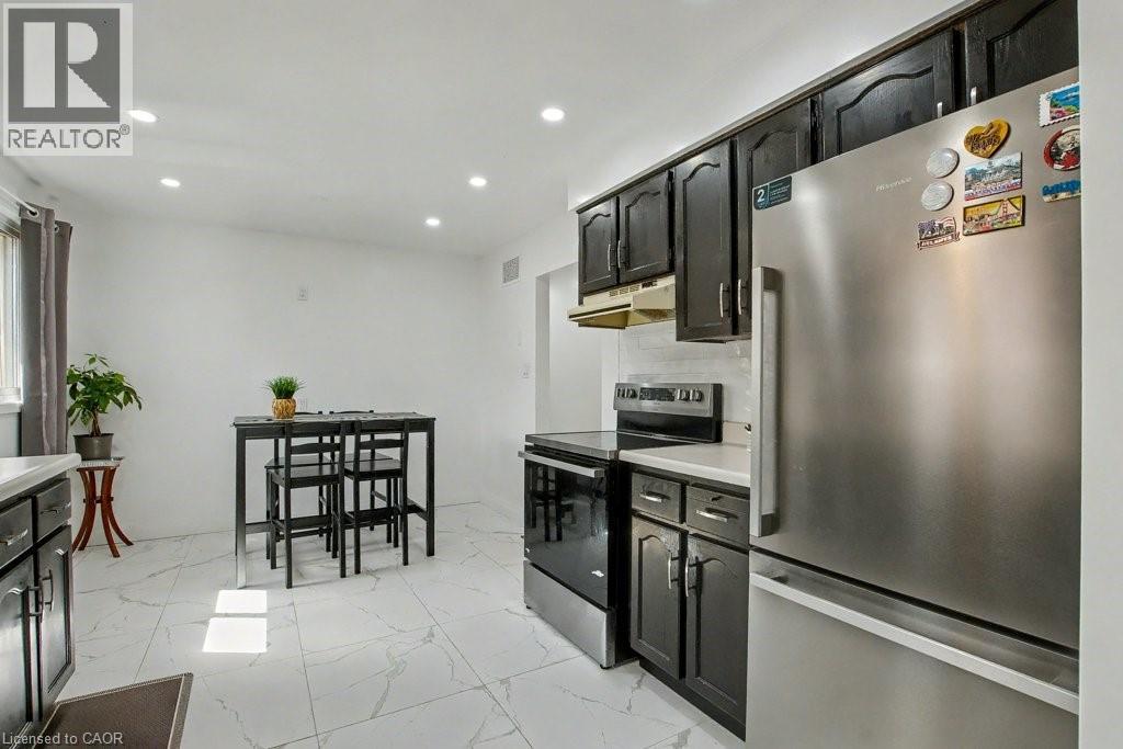 40 Tara Court, Hamilton, Ontario  L8K 6E6 - Photo 13 - 40775689