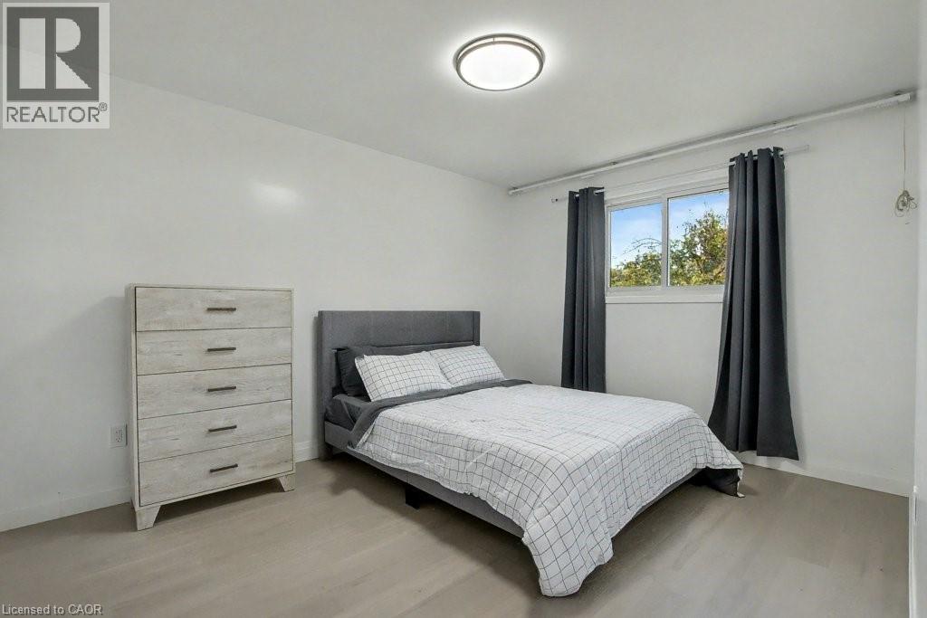 40 Tara Court, Hamilton, Ontario  L8K 6E6 - Photo 21 - 40775689