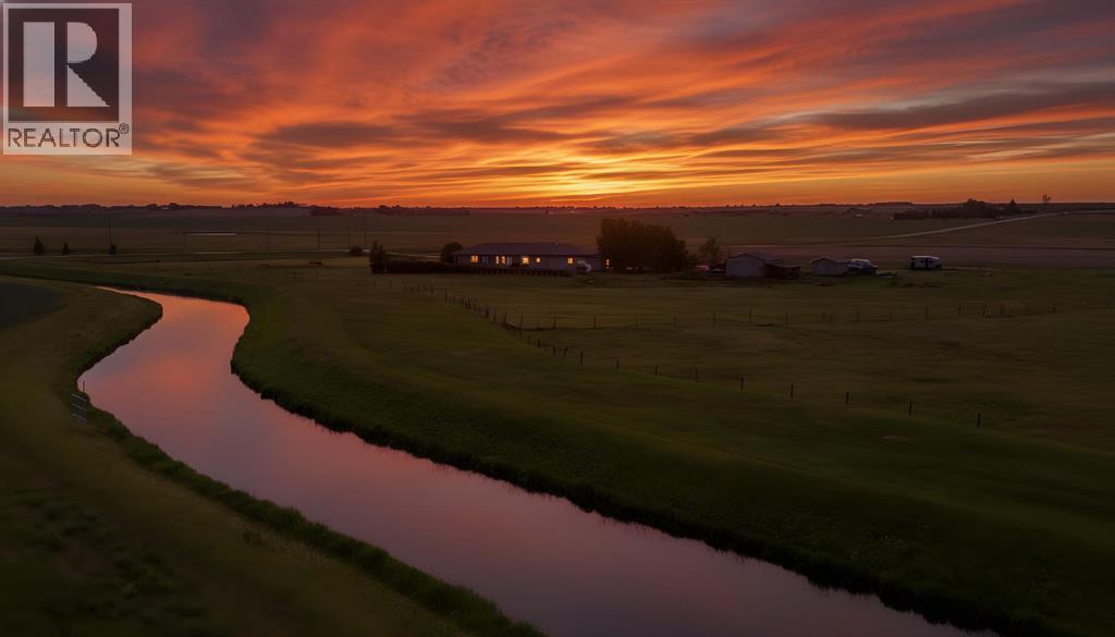 250020 Range Road 275, Rural Rocky View County, Alberta  T1P 1L7 - Photo 2 - A2258626