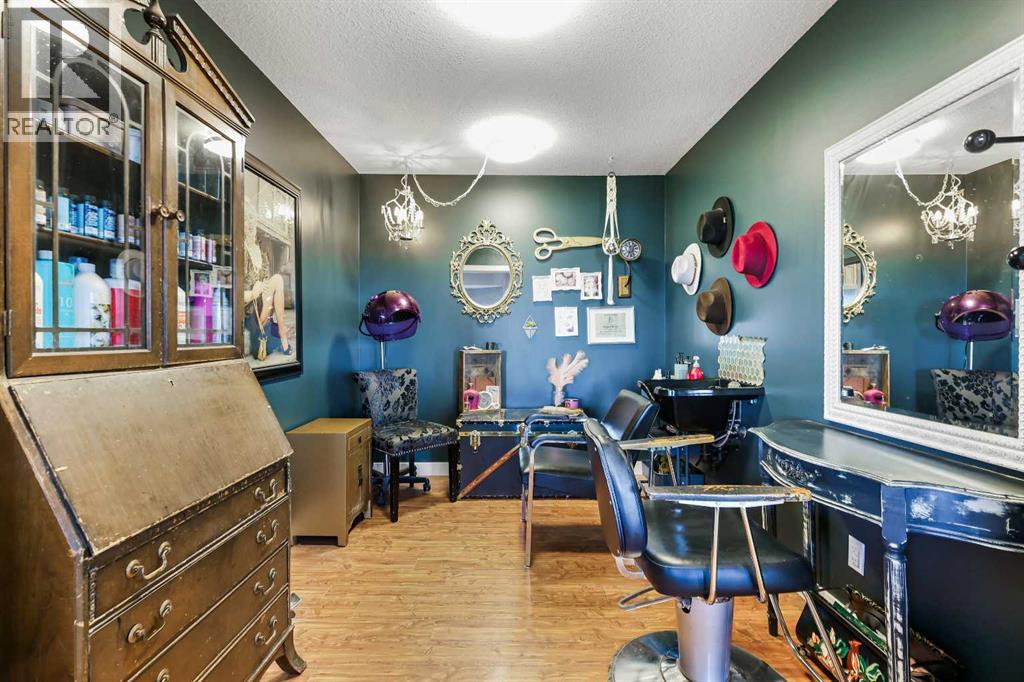 100 Hillcrest Boulevard, Strathmore, Alberta  T1P 0A4 - Photo 38 - A2271757