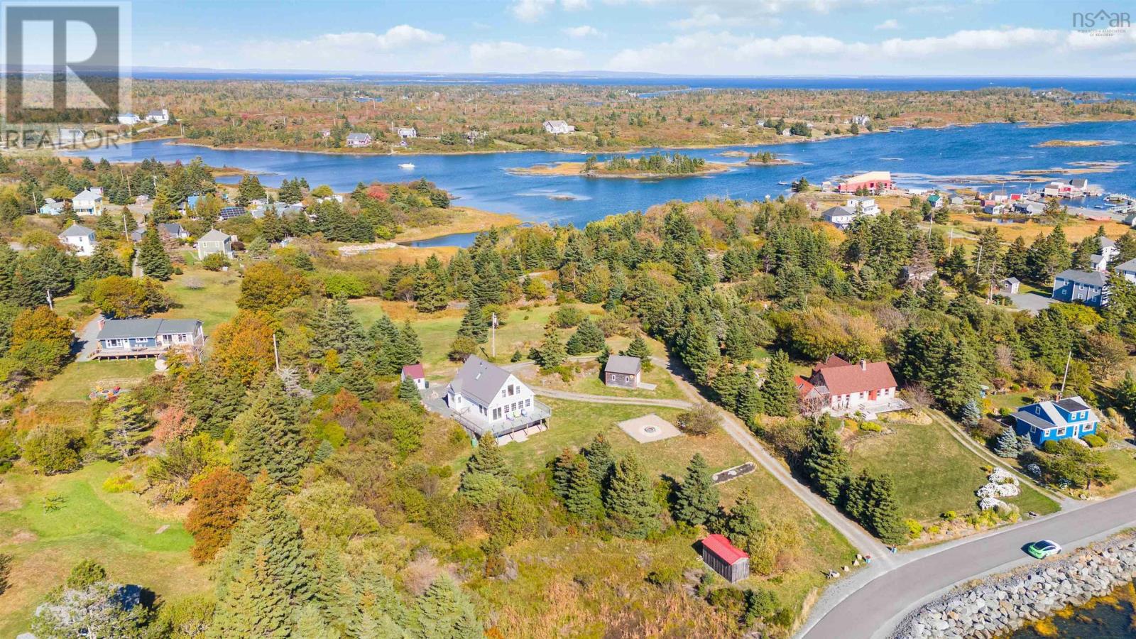 157 The Point Road, Blue Rocks, Nova Scotia  B0J 2C0 - Photo 3 - 202526323