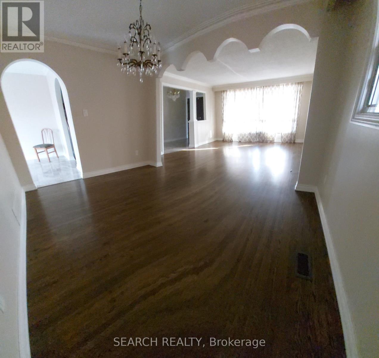 Main & Upper - 40 St Andrews Boulevard, Toronto, Ontario  M9R 1W1 - Photo 5 - W12597622