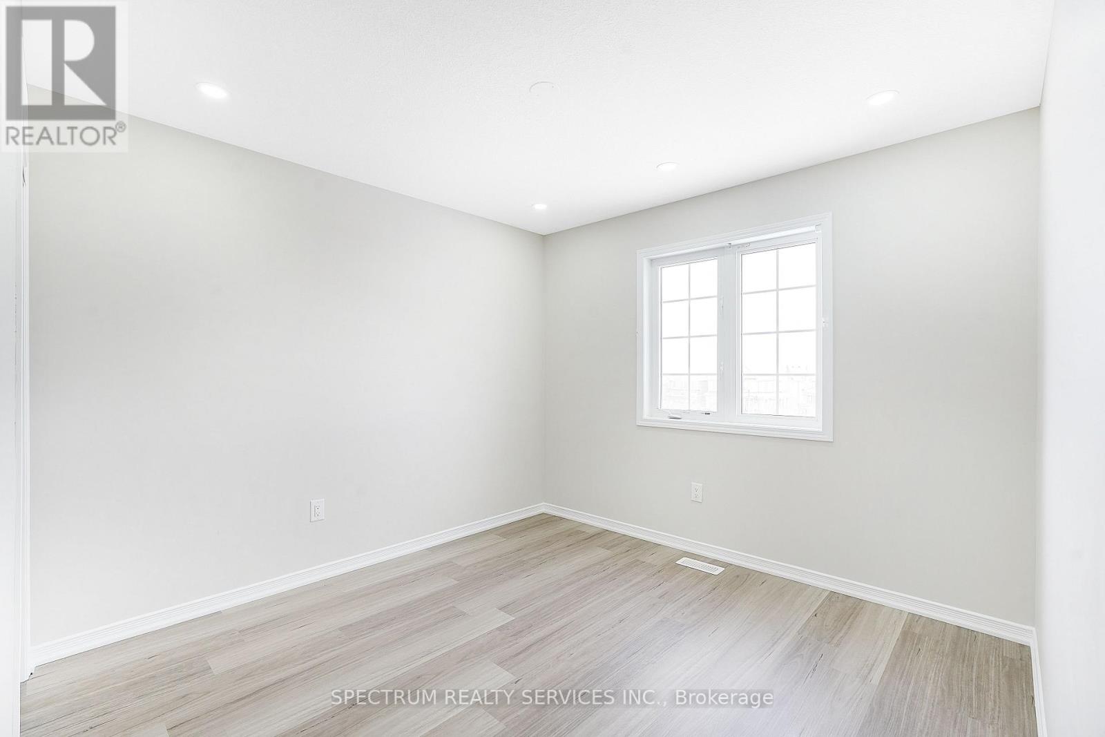 42 Pollard Street, Brantford, Ontario  N3T 5L5 - Photo 22 - X12630870