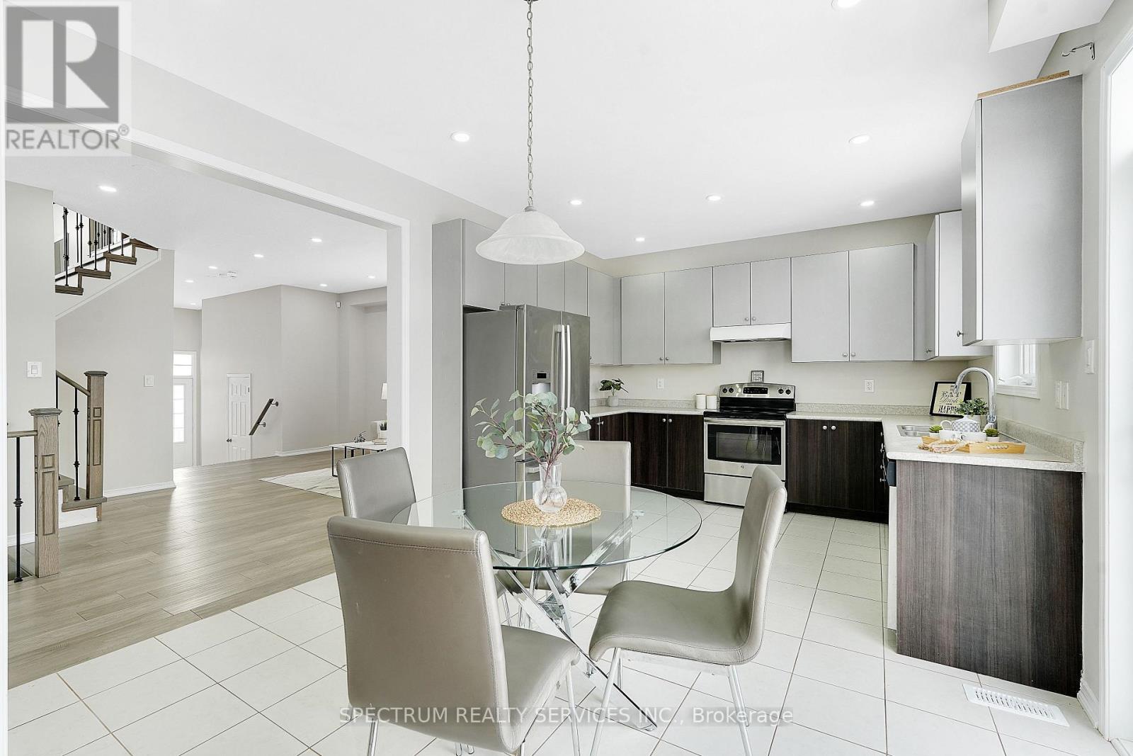 42 Pollard Street, Brantford, Ontario  N3T 5L5 - Photo 8 - X12630870