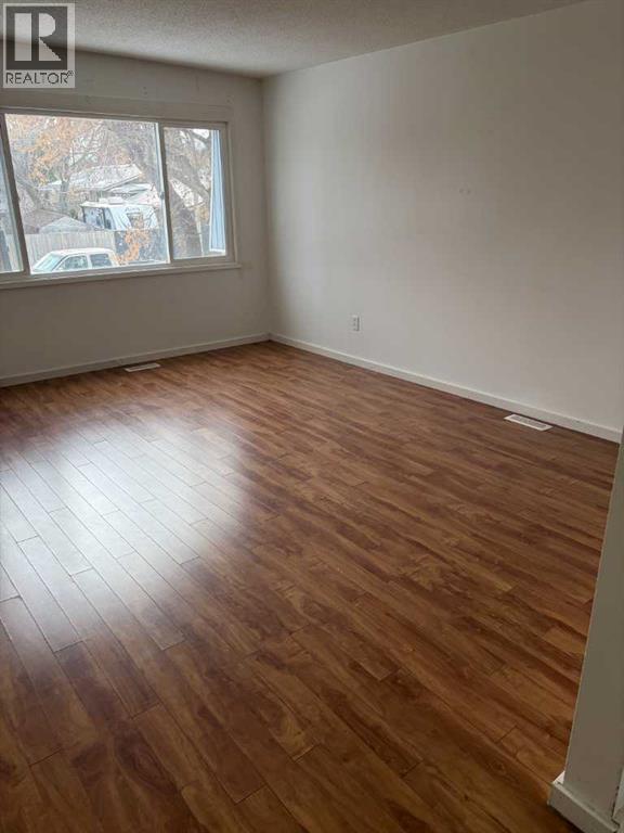 1023 Cassils Road W, Brooks, Alberta T1R 0C8 - Photo 3 - A2274968