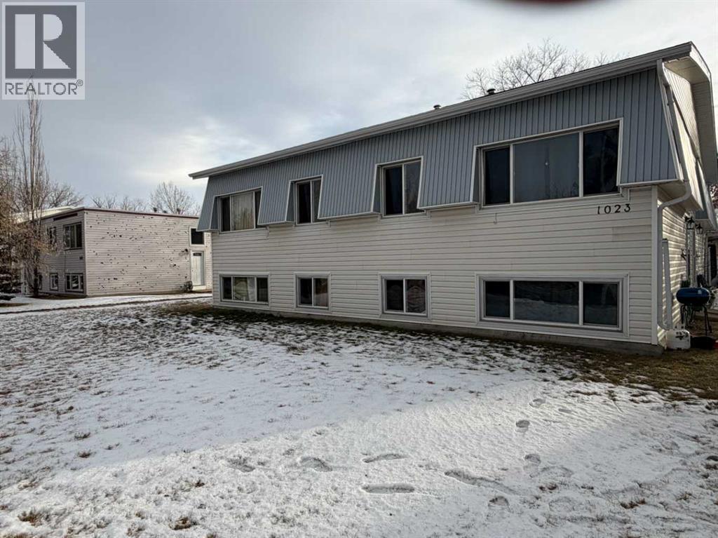 1023 Cassils Road W, Brooks, Alberta T1R 0C8 - Photo 2 - A2274968