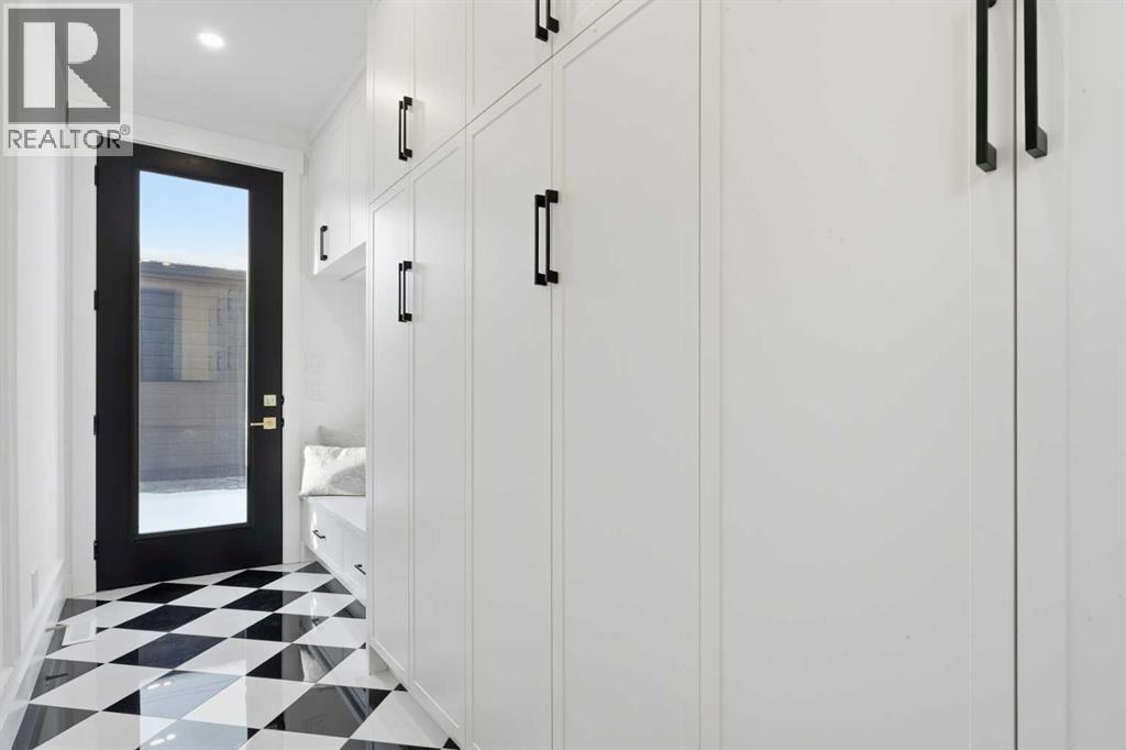 1321 10 Avenue Se, Calgary, Alberta  T2G 0W8 - Photo 15 - A2256038