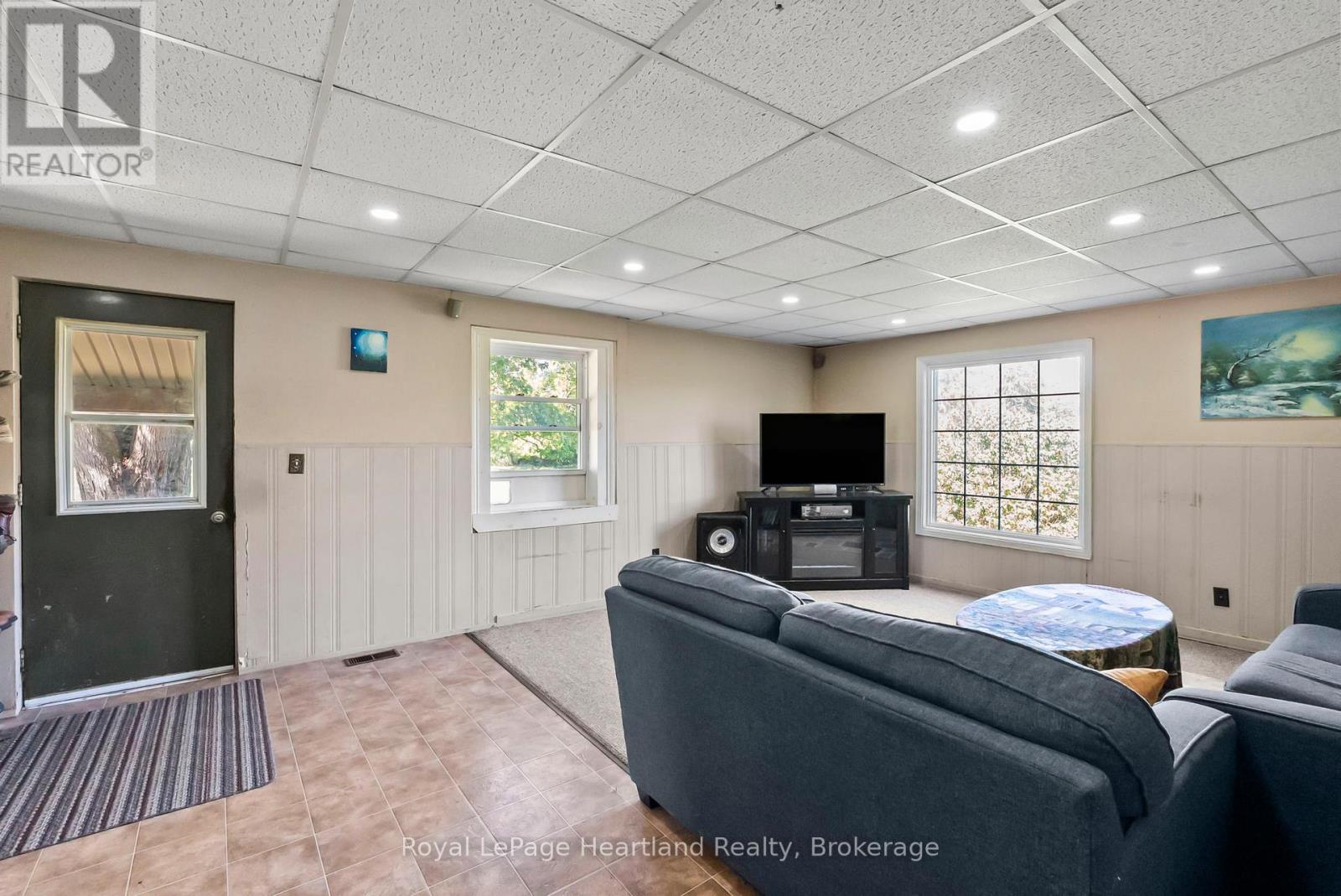 78 Bruce Rd 86, Huron-Kinloss, Ontario  N0G 2W0 - Photo 14 - X12447892