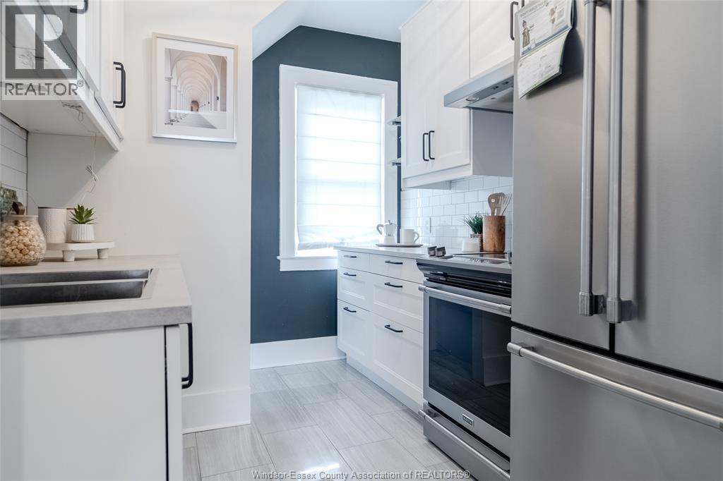 1344 Gladstone, Windsor, Ontario  N8X 1L8 - Photo 12 - 25031672