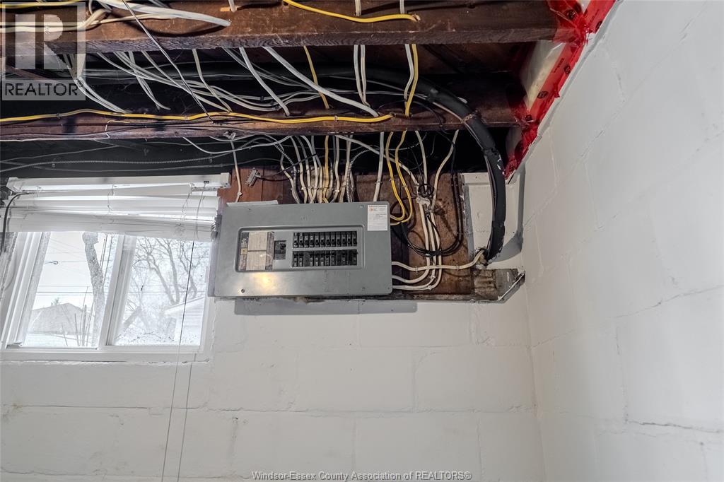 1344 Gladstone, Windsor, Ontario  N8X 1L8 - Photo 16 - 25031672