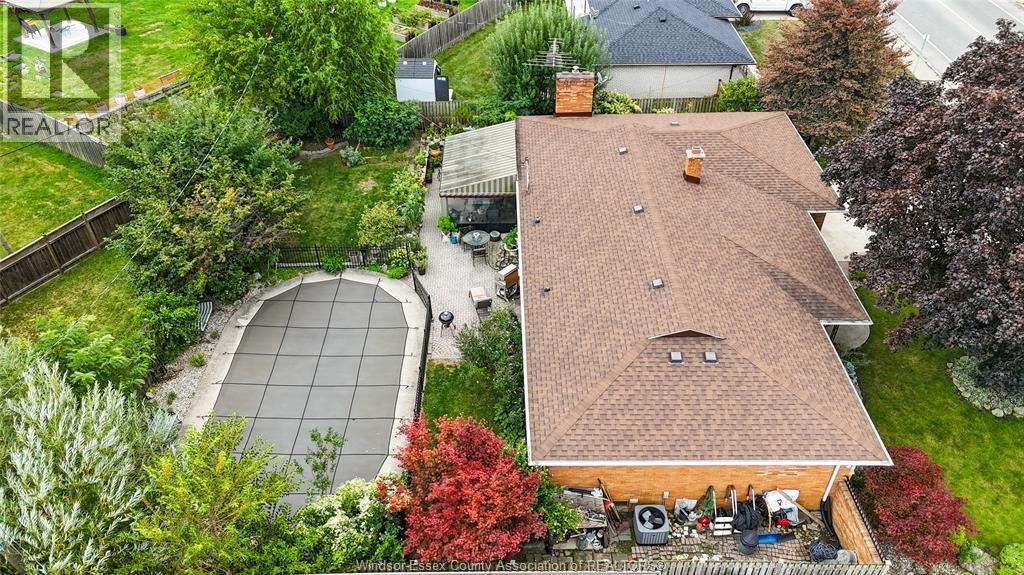 1670 Campbell, Windsor, Ontario N9B 2K6 - Photo 25 - 25031667